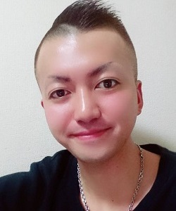 摩鎖弥(マサヤ) 先生